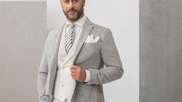 Uomini e Donne , Stefano Torrese replica alle accuse di Pamela Barretta: 'Non &egrave; vero che mi hanno cacciato'