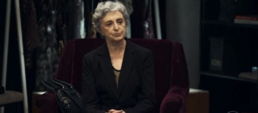 Berta far&aacute; alerta ao investigador abusivo. (Reprodu&ccedil;&atilde;o/TV Globo)