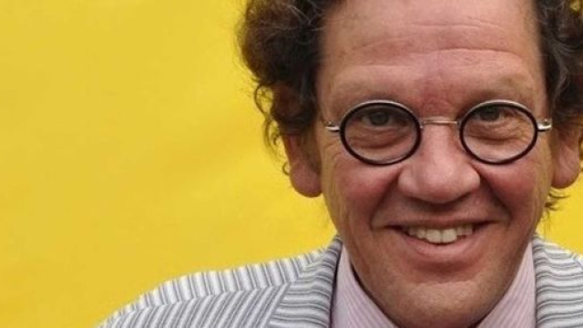 Philippe Daverio contro la Sicilia a Le Iene: 'Sono terroni e rosicano'