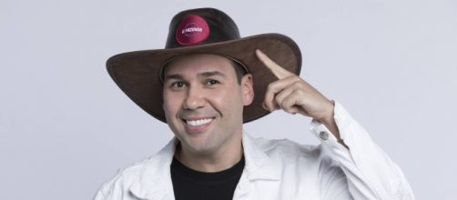 Viny Vieira causou pol&ecirc;mica na web. (Reprodu&ccedil;&atilde;o/Record TV)