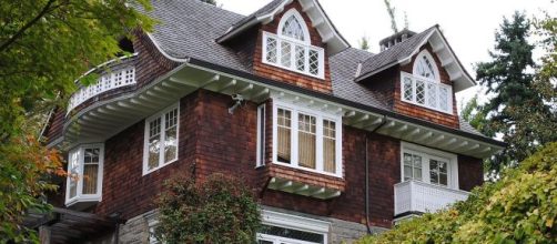 Vocalista morreu em janeiro de 1994 e sua mulher e filho ainda moraram no local durante algum tempo. (Etsy Ketsy/Wikimedia Commons)