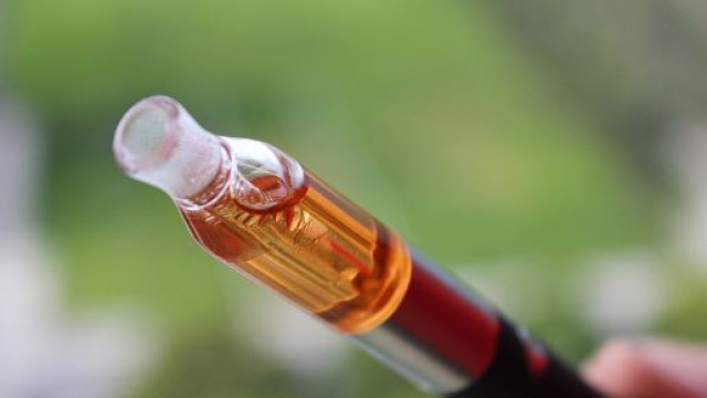 Cigarettes &eacute;l&eacute;ctroniques et tabac chauff&eacute;