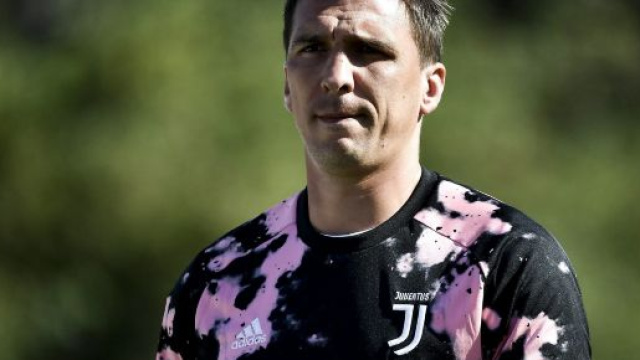 Mandzukic ed Emre Can dati per partenti in inverno