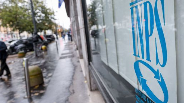 Pensioni, da gennaio cambiano gli importi per via delle perequazione.