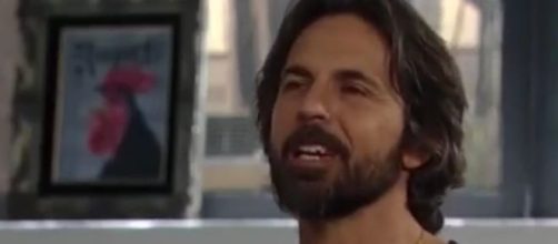 Jeffrey Vincent Parise joins 'Y&R' as Simon Black. [Image Source: General Hospital/YouTube]