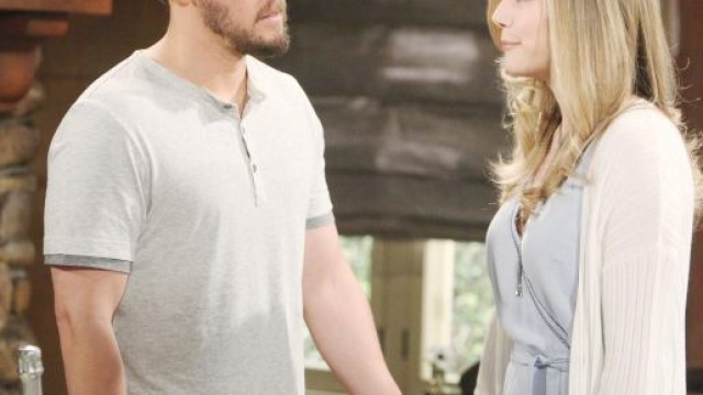 Anticipazioni Beautiful, puntata americane: Hope gelosa per un messaggio inviato da Steffy a Liam