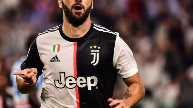 I due ex esodati Dybala ed Higuain mandano in pensione i sogni di Conte.