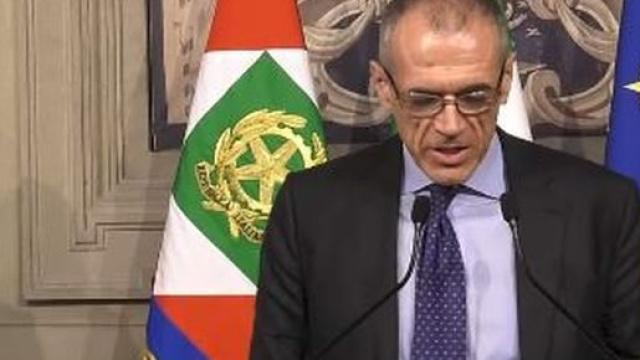 L'economista Carlo Cottarelli parla di spesa elevata per le pensioni.