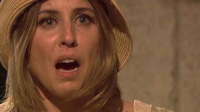 Il Segreto 10 e 11 ottobre: Adela viene denunciata