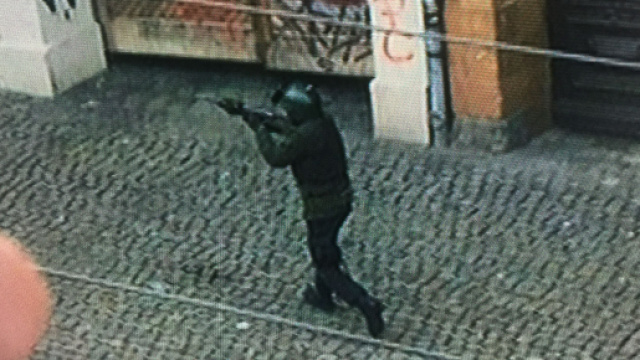 Attentato ad Halle, attentatore in fuga - Rainews24