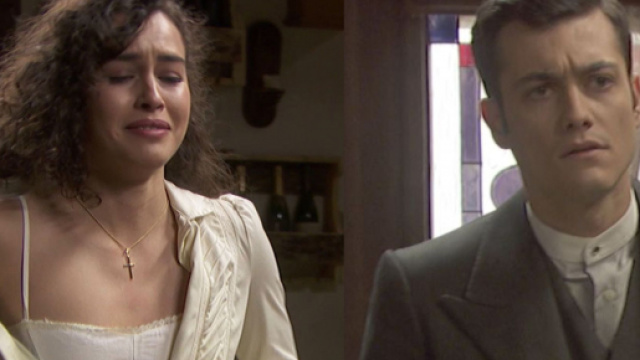 Il Segreto, spoiler: Lola offre il proprio corpo a Prudencio per estinguere il debito
