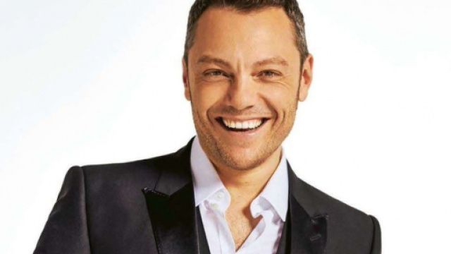 Festival di Sanremo: Tiziano Ferro in trattativa per affiancare Amadeus (RUMORS)