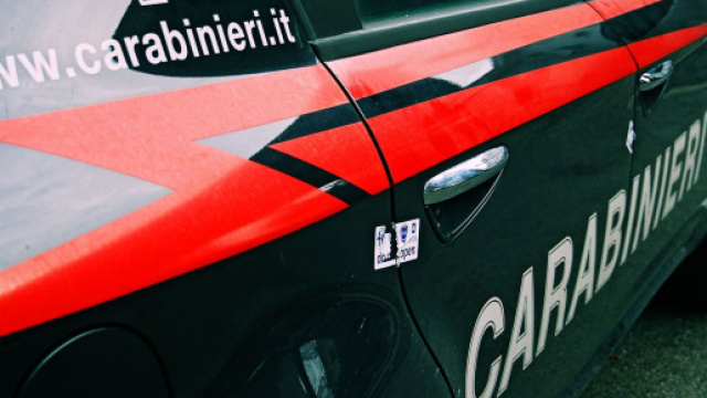 I due giovanissimi sono stati arrestati dai Carabinieri.