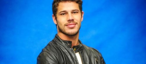 Jos&eacute; Loreto comenta sobre compara&ccedil;&otilde;es com atual namorado da ex. (Arquivo Blasting News)