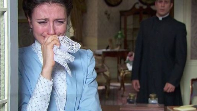 Una Vita, anticipazioni spagnole: Celia &egrave; molto malata mentre Lucia cerca rifugio da Telmo