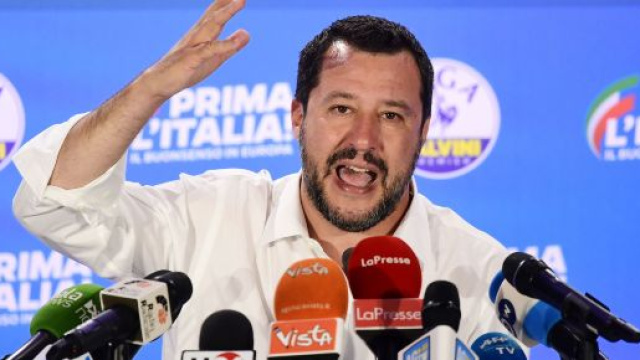 Pensioni, Salvini: 'Difenderemo la Quota 100 da Renzi che vuole tornare alla legge Fornero'