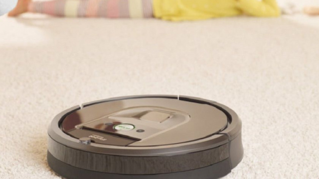 Recensione e confronto Roomba i7+ e Roomba 960.