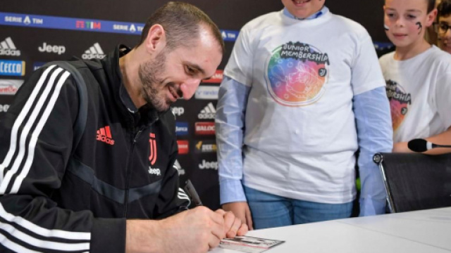 Giorgio Chiellini (Twitter: @juventusfcen)