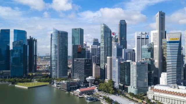 Singapore, bimbo di 5 anni chiuso in una gabbia per gatti e ucciso con acqua bollente