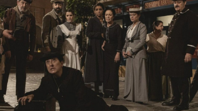 Una Vita, spoiler spagnoli: Ursula umiliata dagli abitanti a causa di Genoveva
