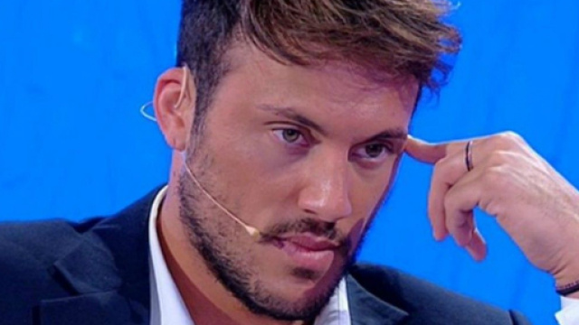 Anticipazioni Uomini e Donne: Giulio non ha scelto, Veronica presa di mira da Tina.
