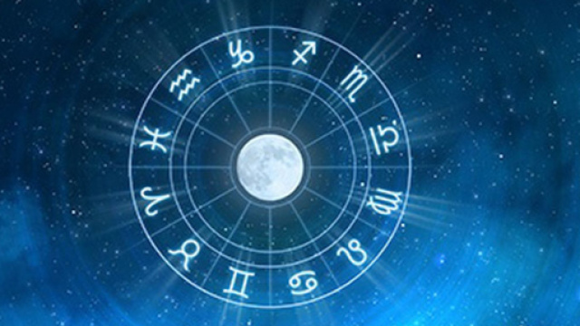 Oroscopo per il mese dicembre per i nati sotto il segno dell'Ariete: amore ad ostacoli, buone possibilit&agrave; per chi cerca lavoro