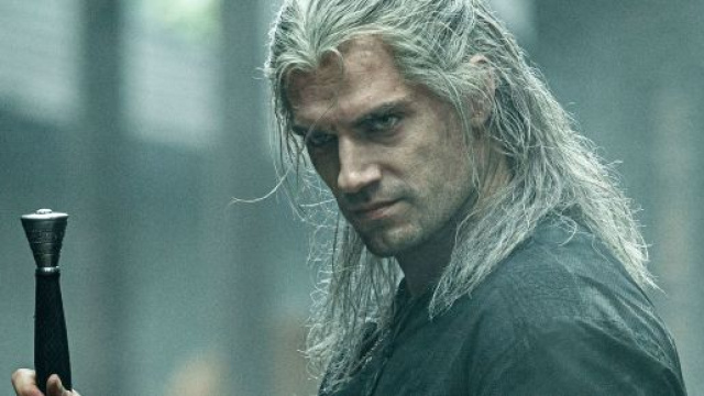 Il 20 dicembre su Netflix la serie 'The Witcher' con Henry Cavill nel ruolo di Geralt di Rivia