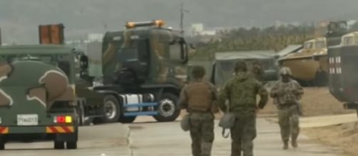 DPRK leader Kim Jong Un oversees commando training operation. [Image source/CGTN YouTube video]