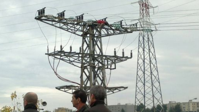 Bergamo, giallo a Colere: pensionato trovato folgorato su un traliccio.
