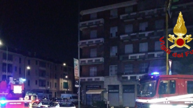 Rieti: sudamericana d&agrave; fuoco al marito