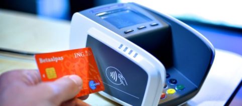 Napoli: nel 2020 in arrivo il contactless su metro, bus e treni