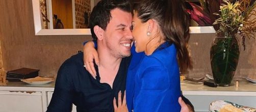 Fl&aacute;via Pavanelli posta foto com novo namorado. (Reprodu&ccedil;&atilde;o/Instagram/@flaviapavanelli)