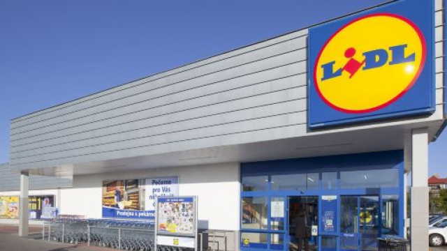 Lidl assume diplomati per la posizione di addetti alle vendite.