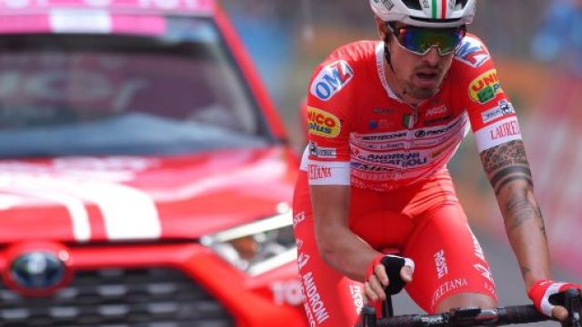 Ciclismo, Androni Giocattoli con dieci nuovi corridori: tornano Pacioni e Chirico