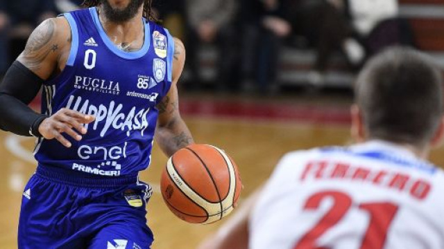 Brindisi, Venezia sconfitta al Palapentassuglia per 75-71