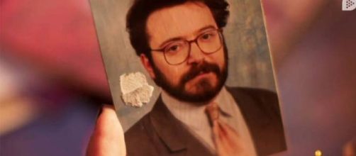 El Maestro Joao ense&ntilde;a una foto de juventud en su v&iacute;deo de presentaci&oacute;n de 'GH VIP 7' / Telecinco