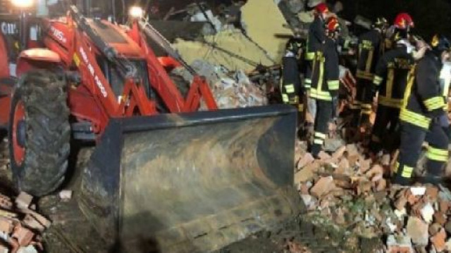 Alessandria, esplode edificio disabitato a Quargnento, morti tre Vigili del Fuoco