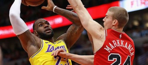 O camisa 23 conduziu sua equipe &agrave; sexta vit&oacute;ria consecutiva na NBA. (Arquivo Blasting News)