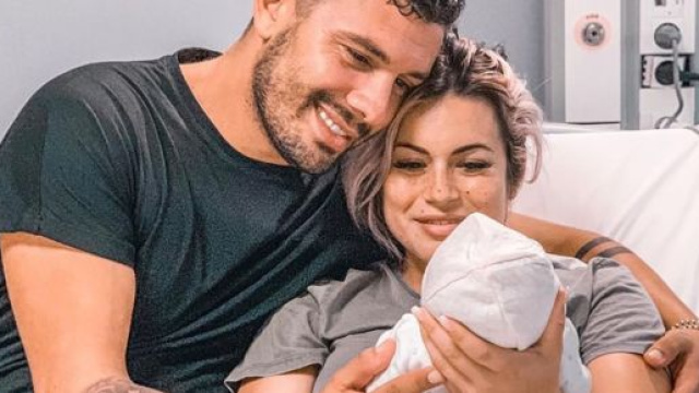 Tiago et Ruby s'envolent avec leurs parents &agrave; Mexico