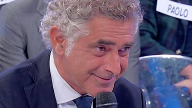 Uomini e Donne, registrazione 30 novembre: un'ammiratrice segreta per Juan Luis, Gemma preoccupata.