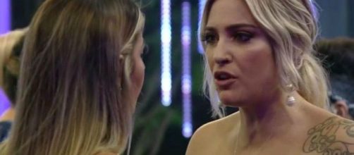 Tati Dias diz que Lucas &eacute; abusivo. (Reprodu&ccedil;&atilde;o/Record TV)