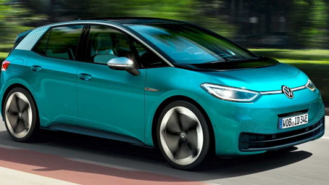 VW ID.3 tenter&agrave; di diventare l'elettrica pi&ugrave; venduta - motor1.com