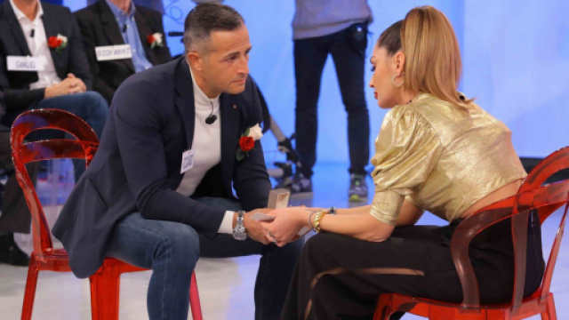 Trono over, Ida e Riccardo ci riprovano seriamente.