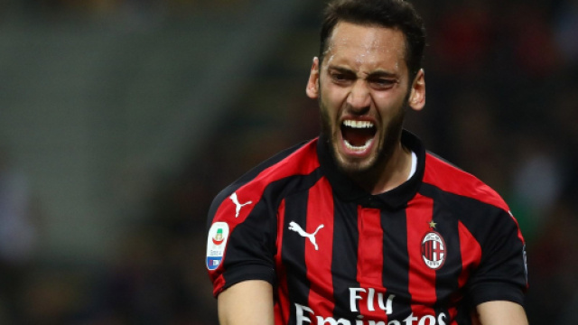 Calhanoglu, centrocampista turco del Milan
