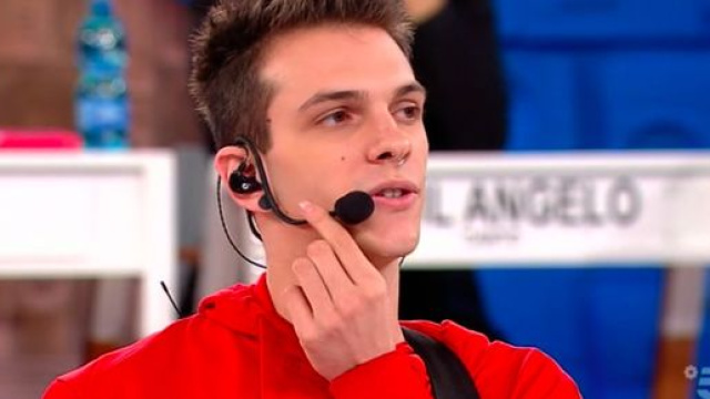 Amici, la classe diminuisce a 16 allievi: gli Inico lasciano la scuola