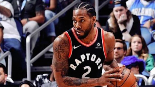 Kawhi Leonard pour les Raptors. Credit: Instagram/kawhinot