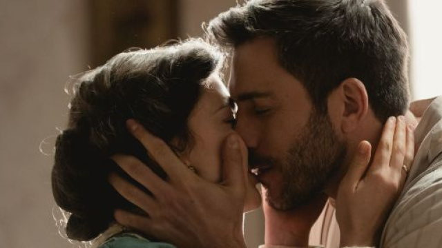 Una Vita trame spagnole: Telmo e Lucia si amano alla luce del sole