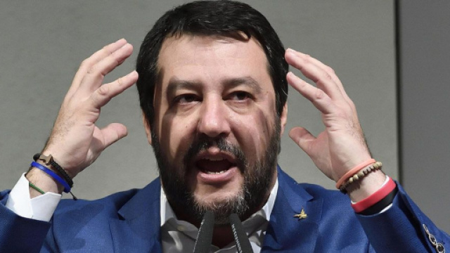 Salvini annuncia di essere nuovamente indagato per sequestro di persona