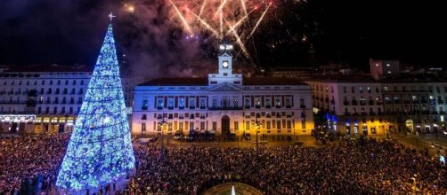 Plaza del Sol, Madrid en Nochevieja/A&ntilde;o Nuevo