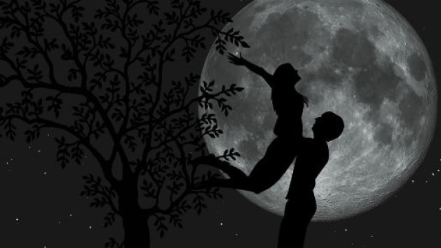 L'oroscopo dell'amore per i single del 20 dicembre: Pesci confusi, Scorpione passionale